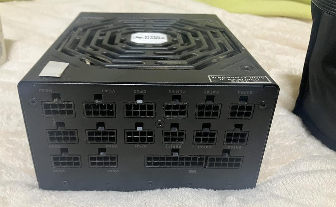 【1000 W】電源ユニット LEADEX SE PLATINUM認証