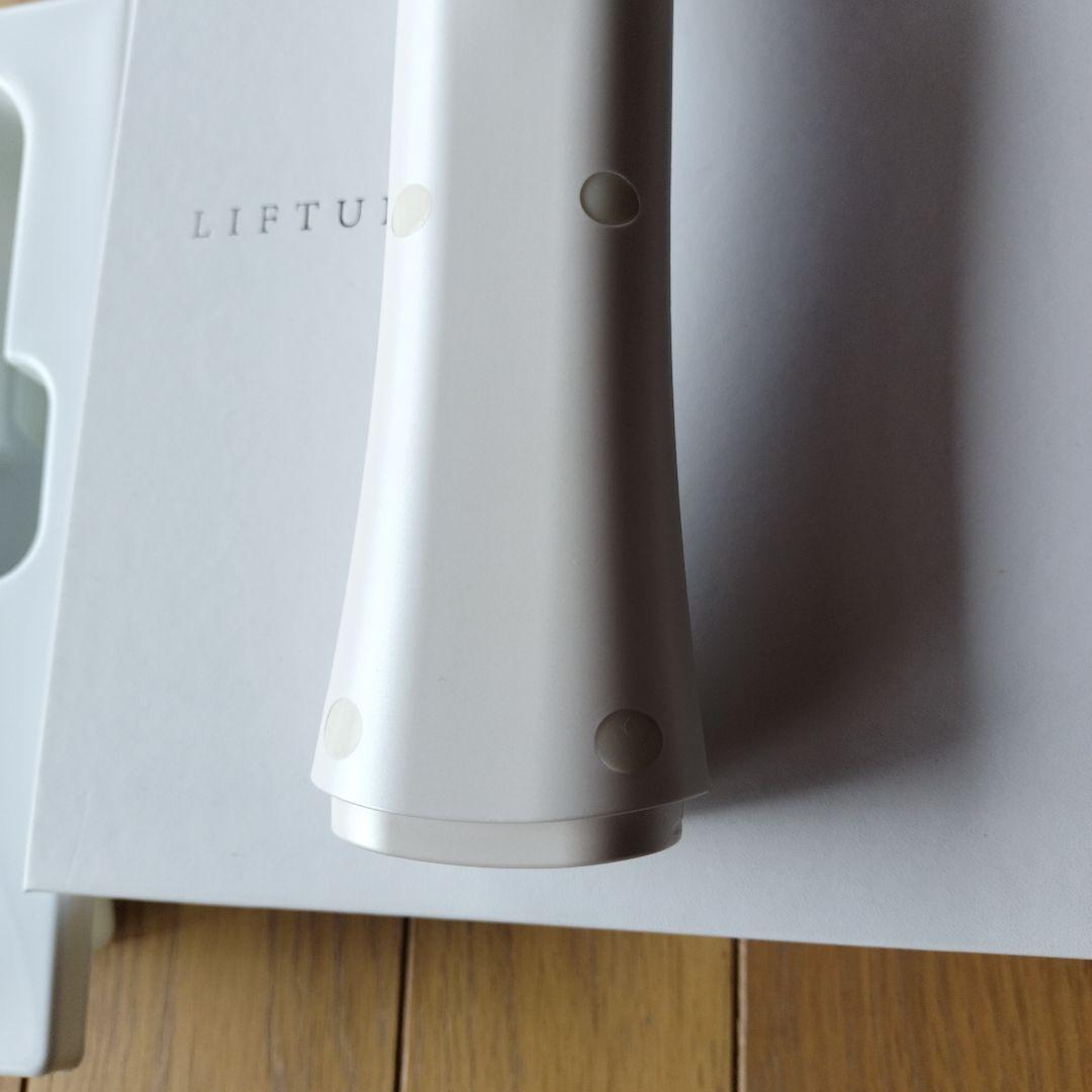 LIFTUNE リフチューン　美顔器