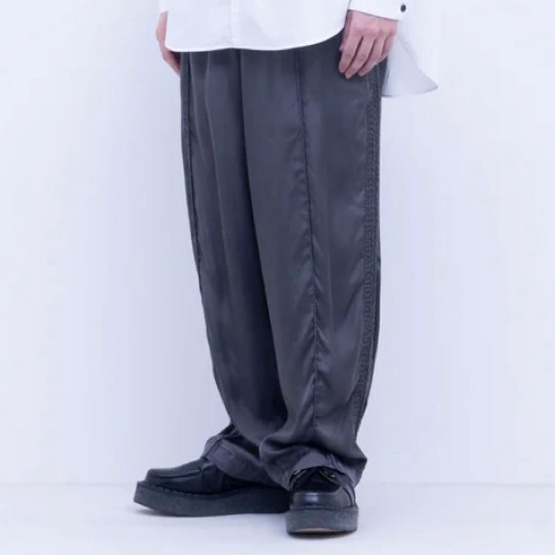 みいさんFIRMUM トラックパンツ　チャコールグレー