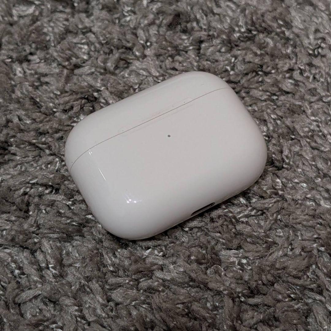 AirPods Pro MWP22J/A　第1世代
