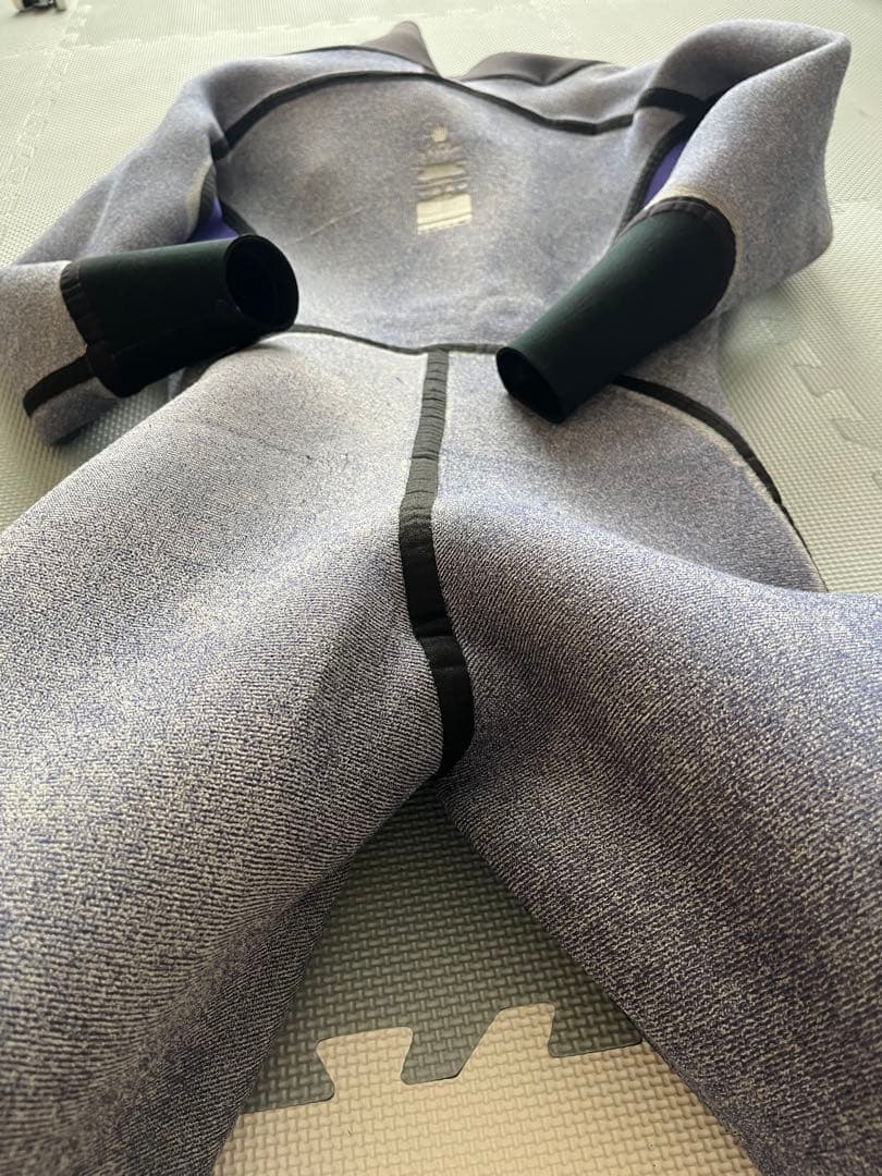 ブレーカーアウト　スーパーウルトラ　ライトドライスーツ　ブーツ付き　サーフィン