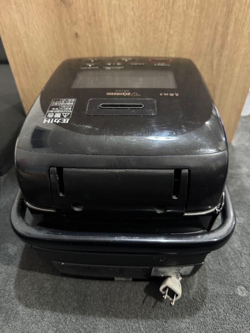 象印 炎舞炊き 圧力IH炊飯ジャーNW-LA10 2021年製