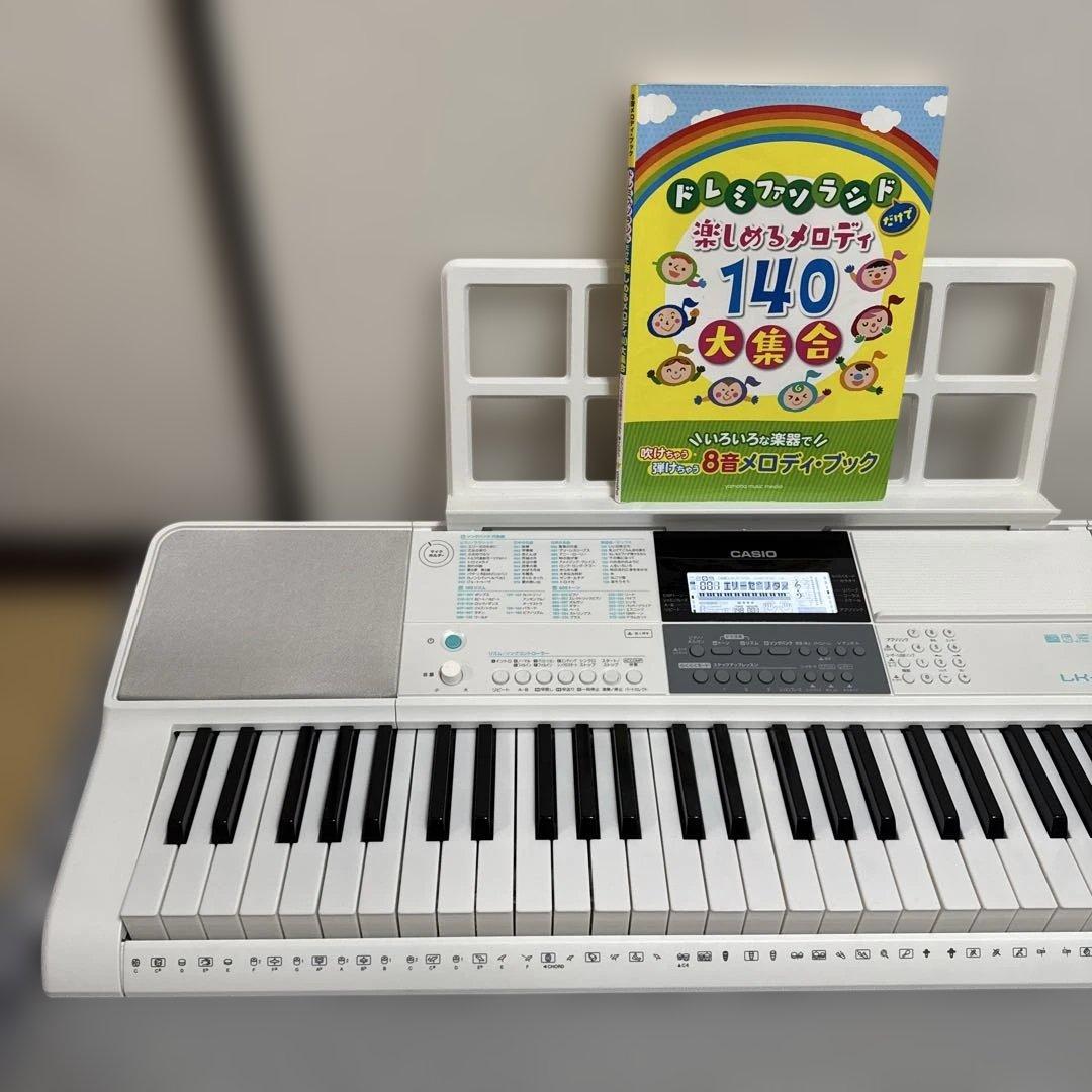 lk-516 カシオ　casio キーボード　楽譜本付き