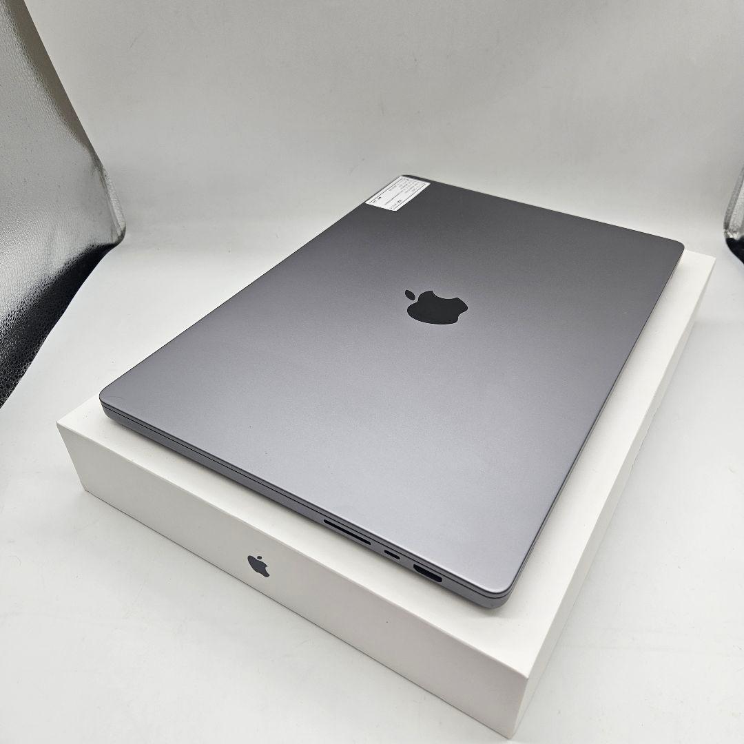 L*c様 MacBook Pro 2021 16インチ Liquid Retin