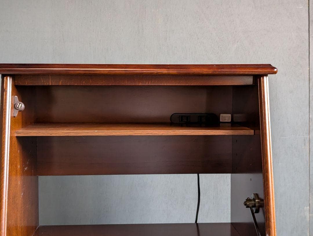 カリモク　karimoku ライティングビューロー　コンセント付 　RZ