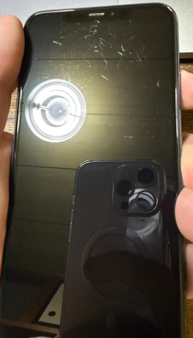 メ*ガ様 iPhone11 Pro Max 256GBミッドナイトグリーン※充電