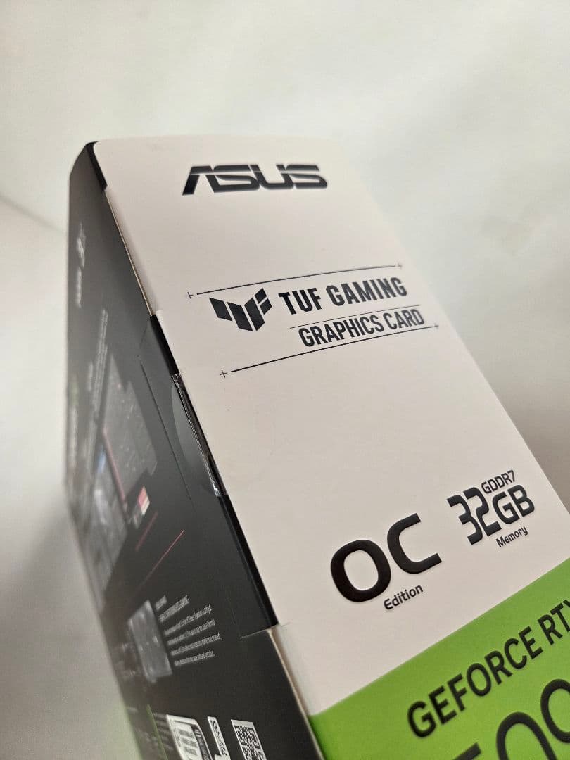 グラフィックボード・グラボ・ビデオカード ASUS TUF Gaming GeForce RTX5090 32GB