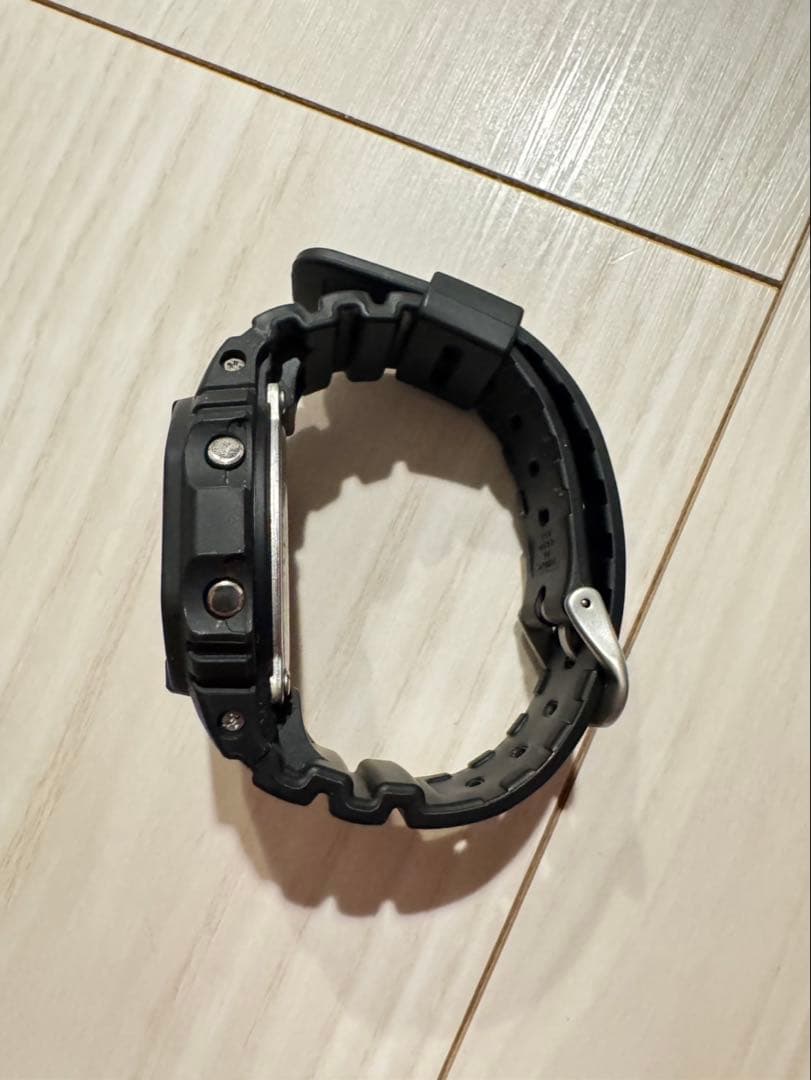 美品G-SHOCK DW-5600UBB-1JF オールブラック箱保証書タグ付き