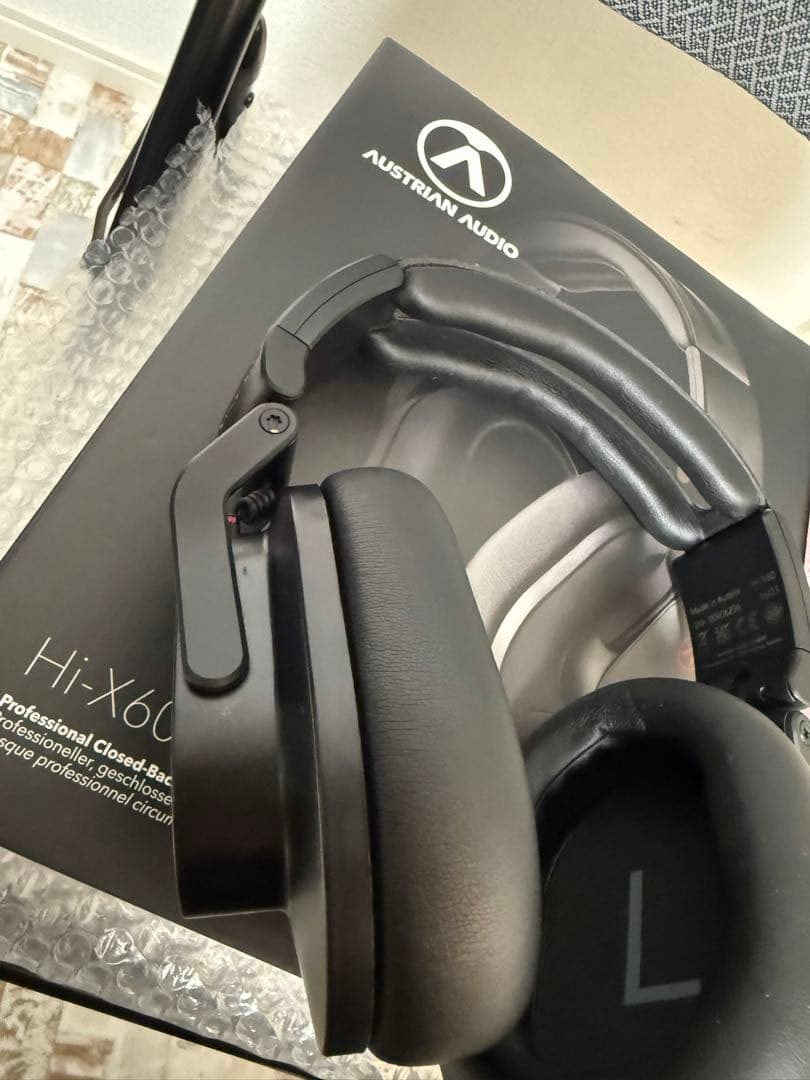 AUSTRIAN AUDIO Hi-X60 ヘッドホン本体