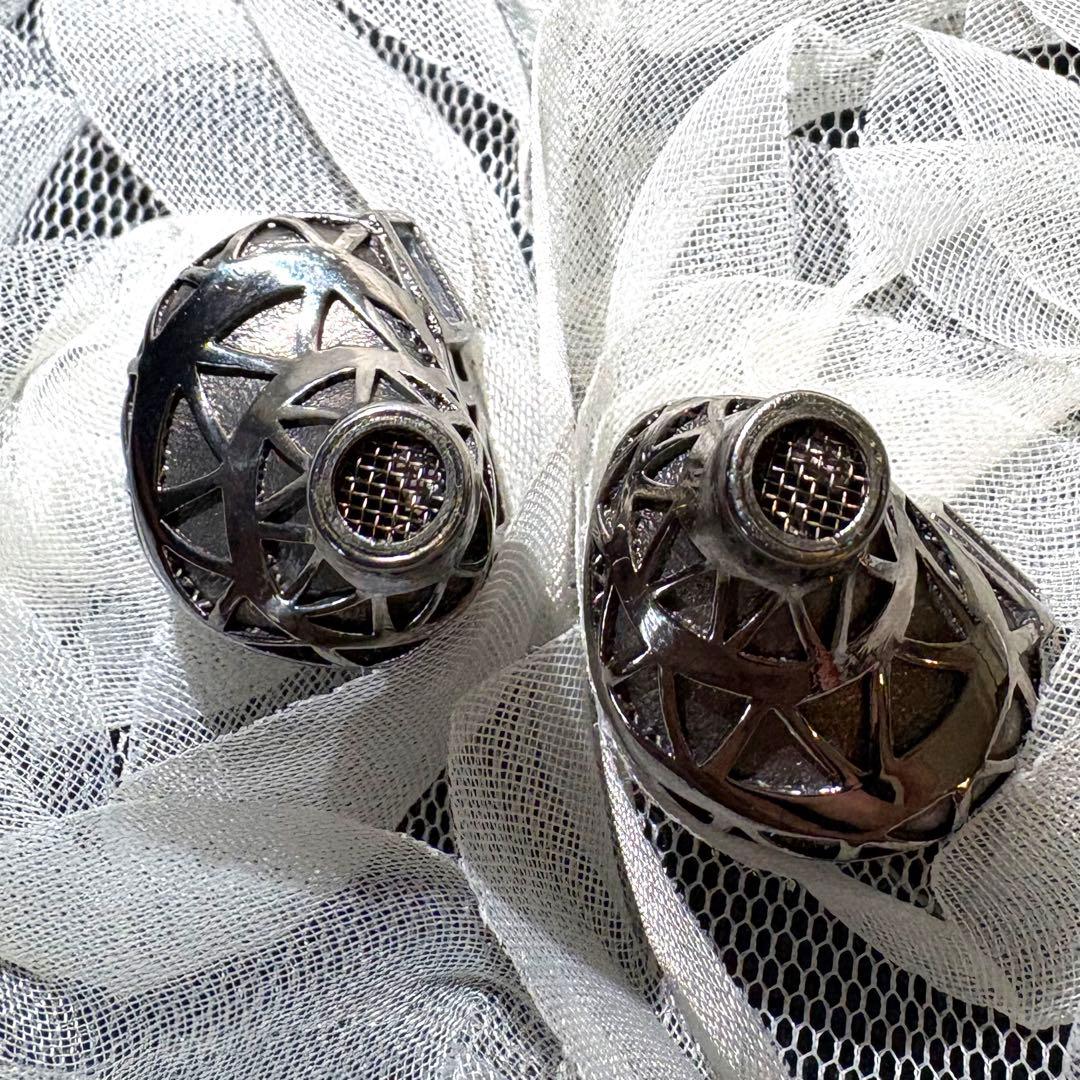 イヤホン Unique melody MAVEN