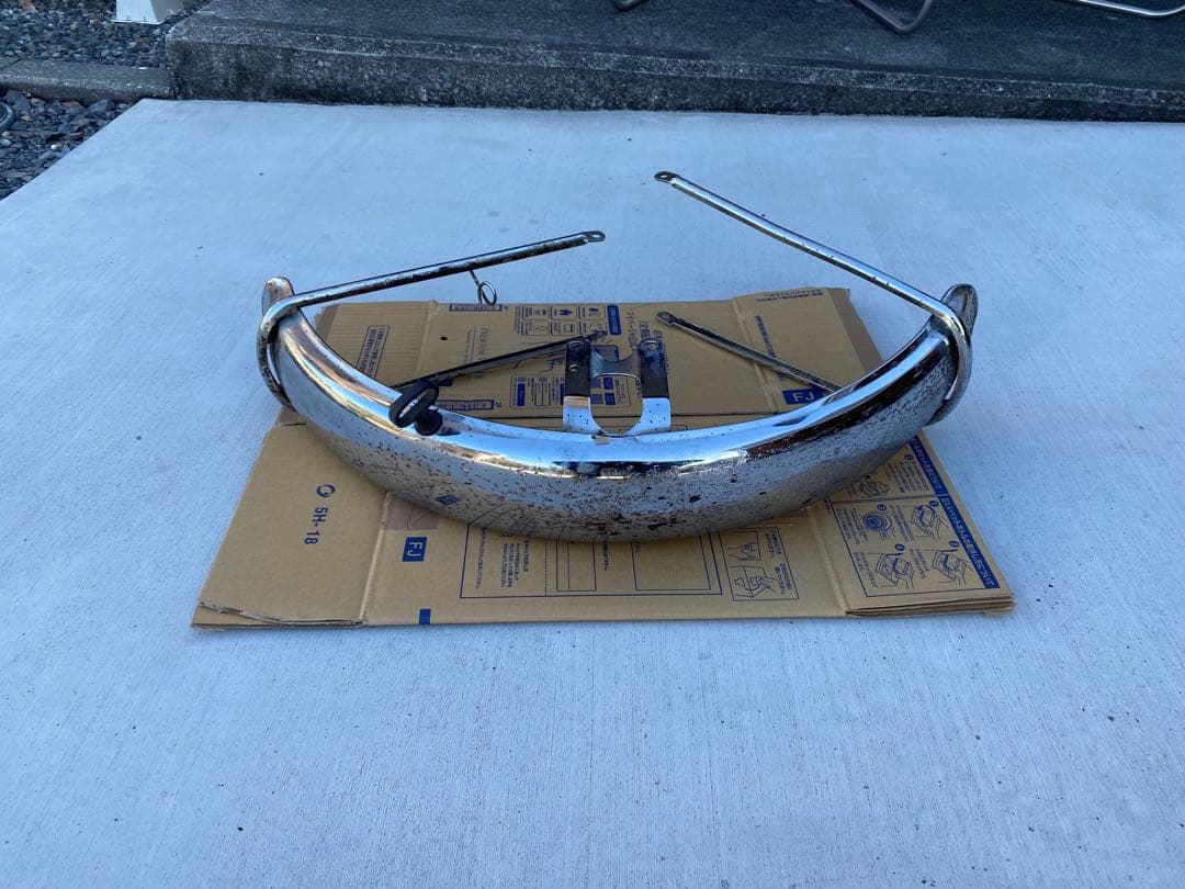 うらやはぼうず　gt380 フロントフェンダー　レストア　流用ストックにも