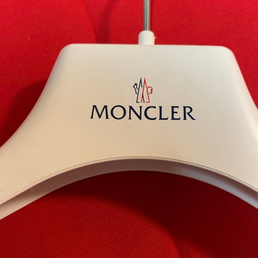 Moncler 衣類ハンガー 11本セット　ホワイト