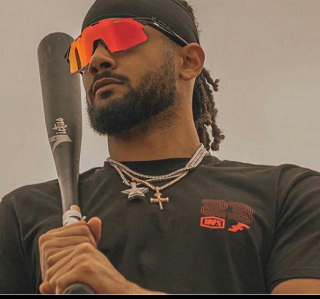 カ*コ様 100%サングラス　タティスJr.