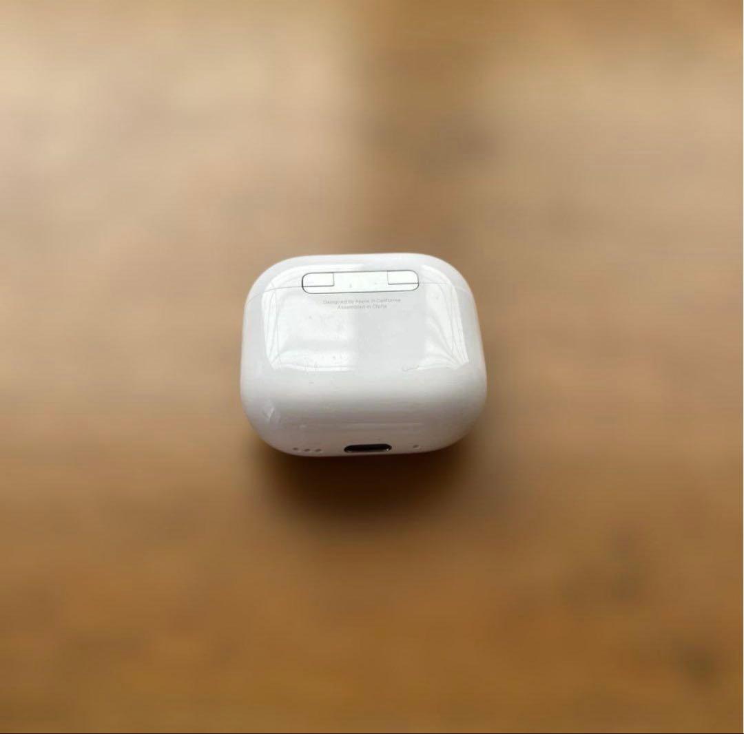Apple AirPods 4本体 ホワイト