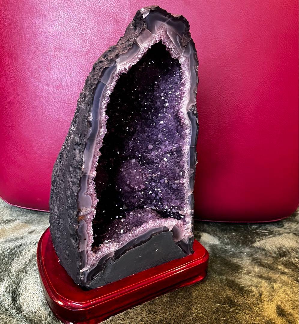 アメジストドーム天然石　原石　高さ約32cm（台座抜き）　9.8kg