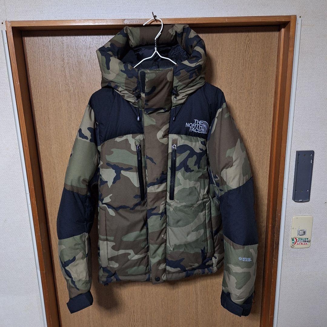 美品 ノースフェイス ノベルティーバルトロジャケット カモ サイズXS