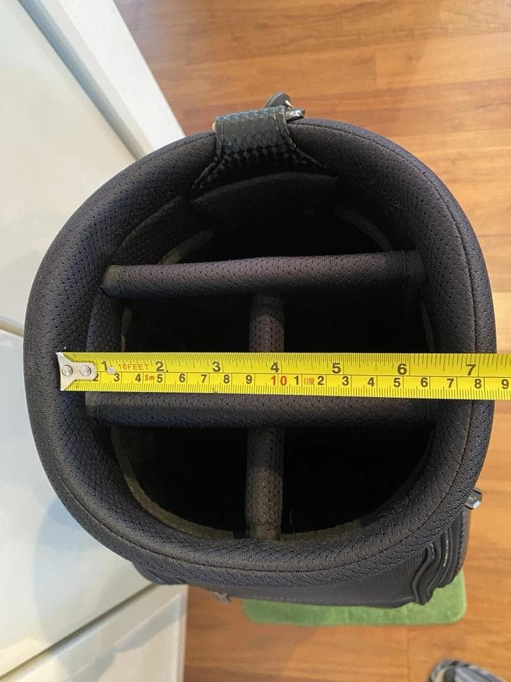 【レア希少】タイトリスト オールブラック 軽量　ゴルフバッグ キャディバッグ　黒