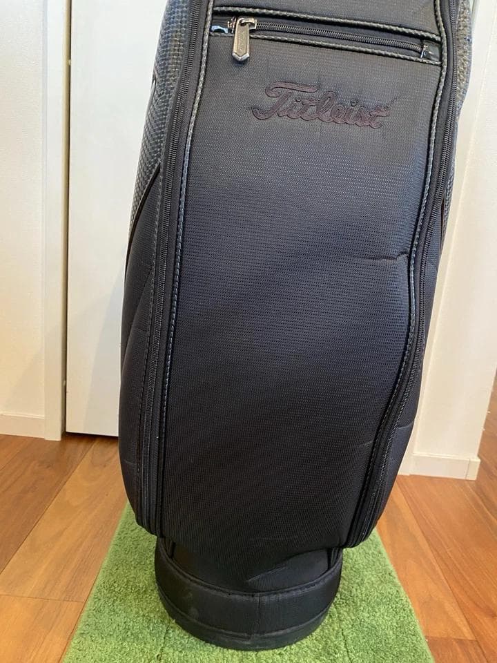 【レア希少】タイトリスト オールブラック 軽量　ゴルフバッグ キャディバッグ　黒