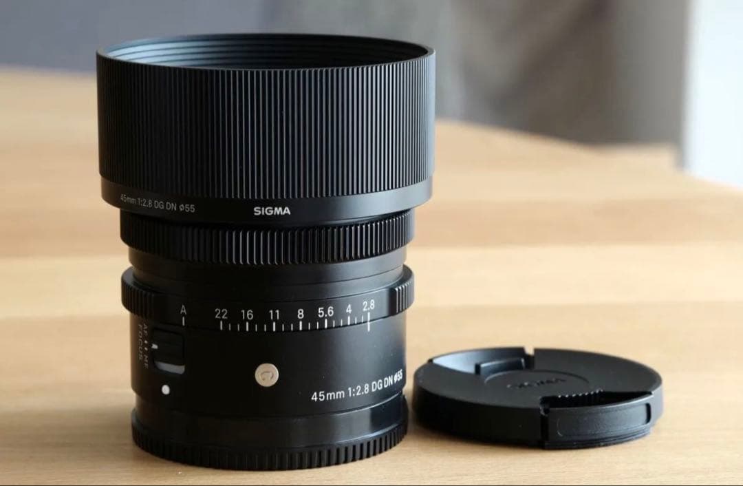 SIGMA 45mm F2.8 DG DN 単焦点レンズ(新品同様)
