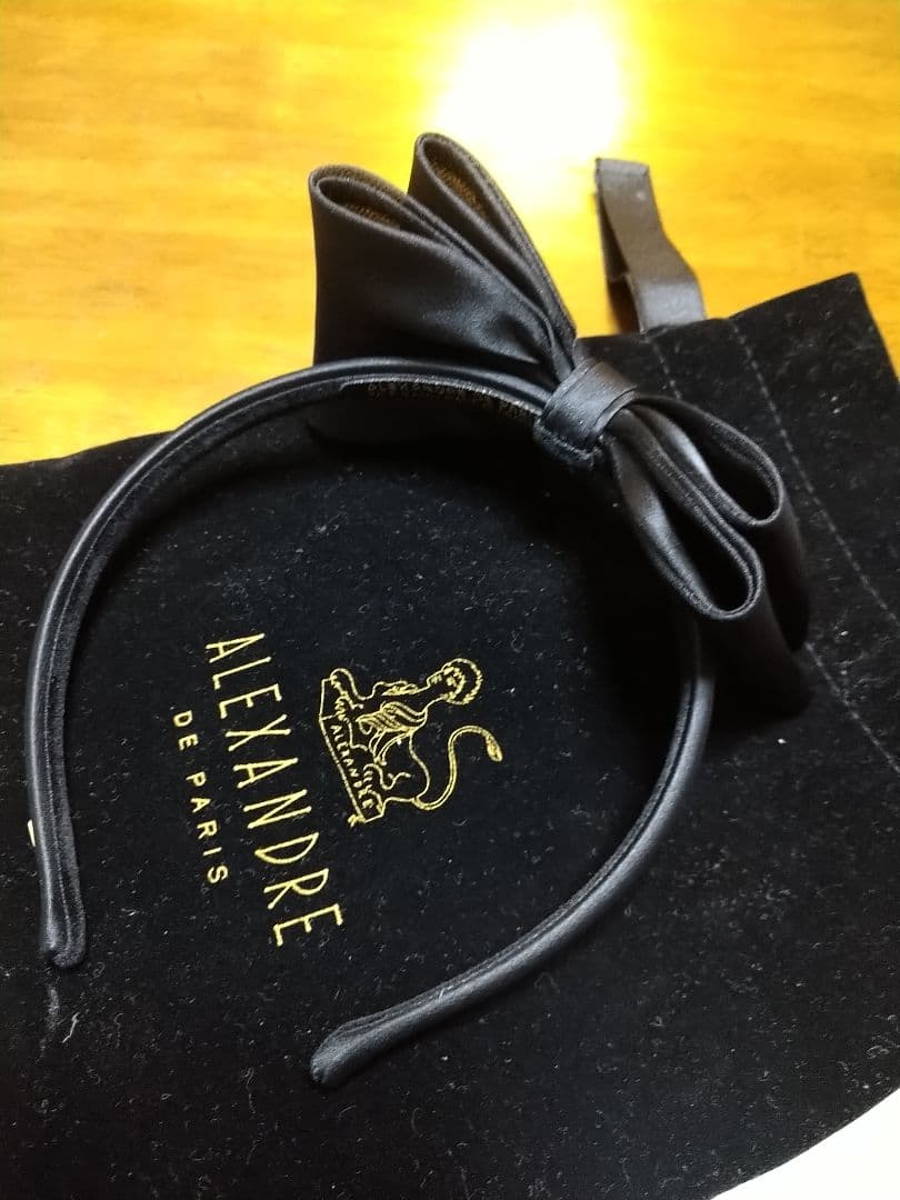 アレクサンドルドゥパリ黒リボンカチューシャ