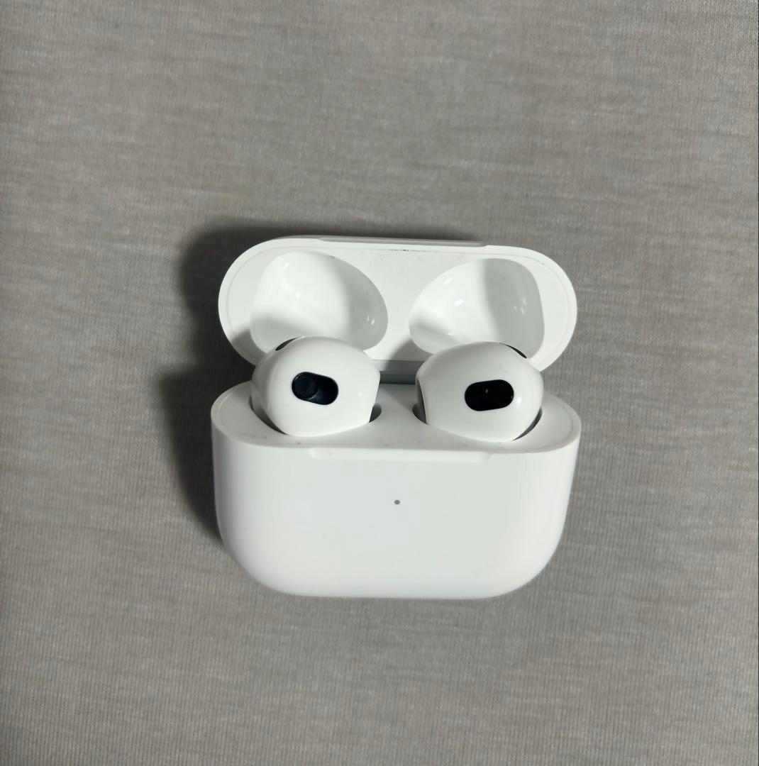 AirPods本体 ホワイト　第三世代　箱無し