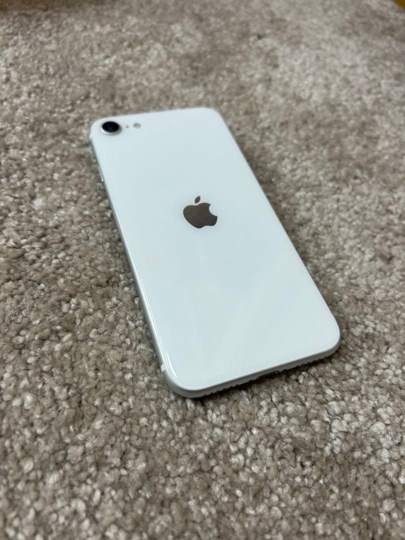 iPhone SE(第2世代) SIMフリー 64GB ※ホームボタン故障