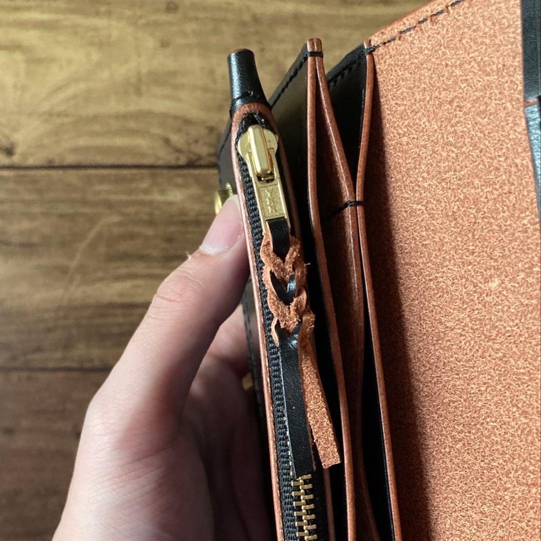 【サビオラ様ご確認用】トラッカーウォレット 新喜皮革 ホースハイド 茶芯ブラック