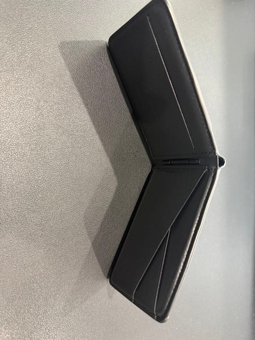 Louis Vuitton コンパクト・マグネット