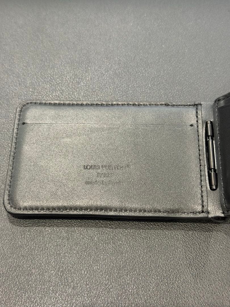 Louis Vuitton コンパクト・マグネット