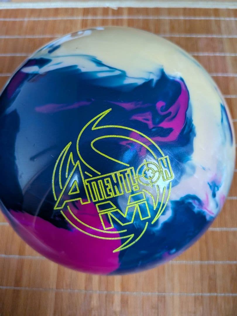 ★専用★　ROTO GRIP ATTENTION ボウリングボール　15ポンド