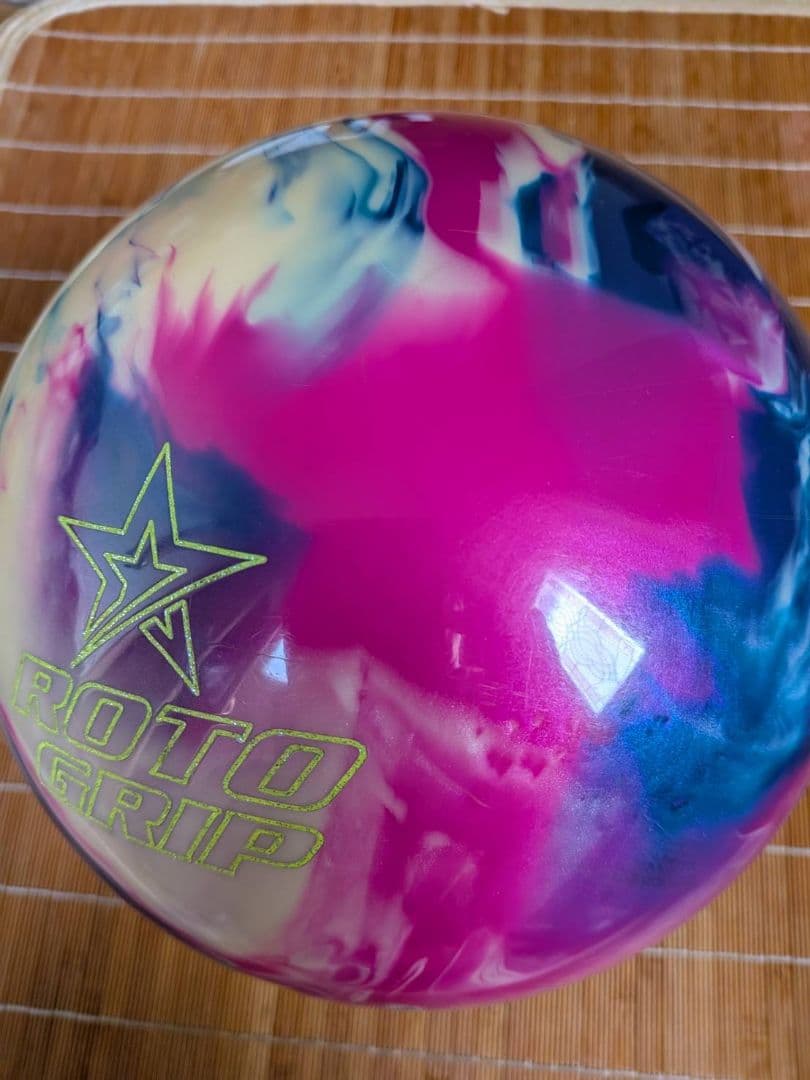 ★専用★　ROTO GRIP ATTENTION ボウリングボール　15ポンド