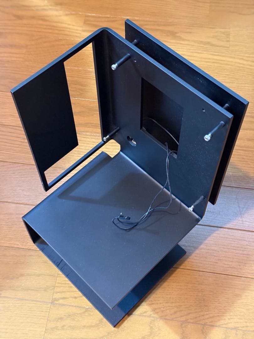 コンパクトオープンフレームPCケース ブラック