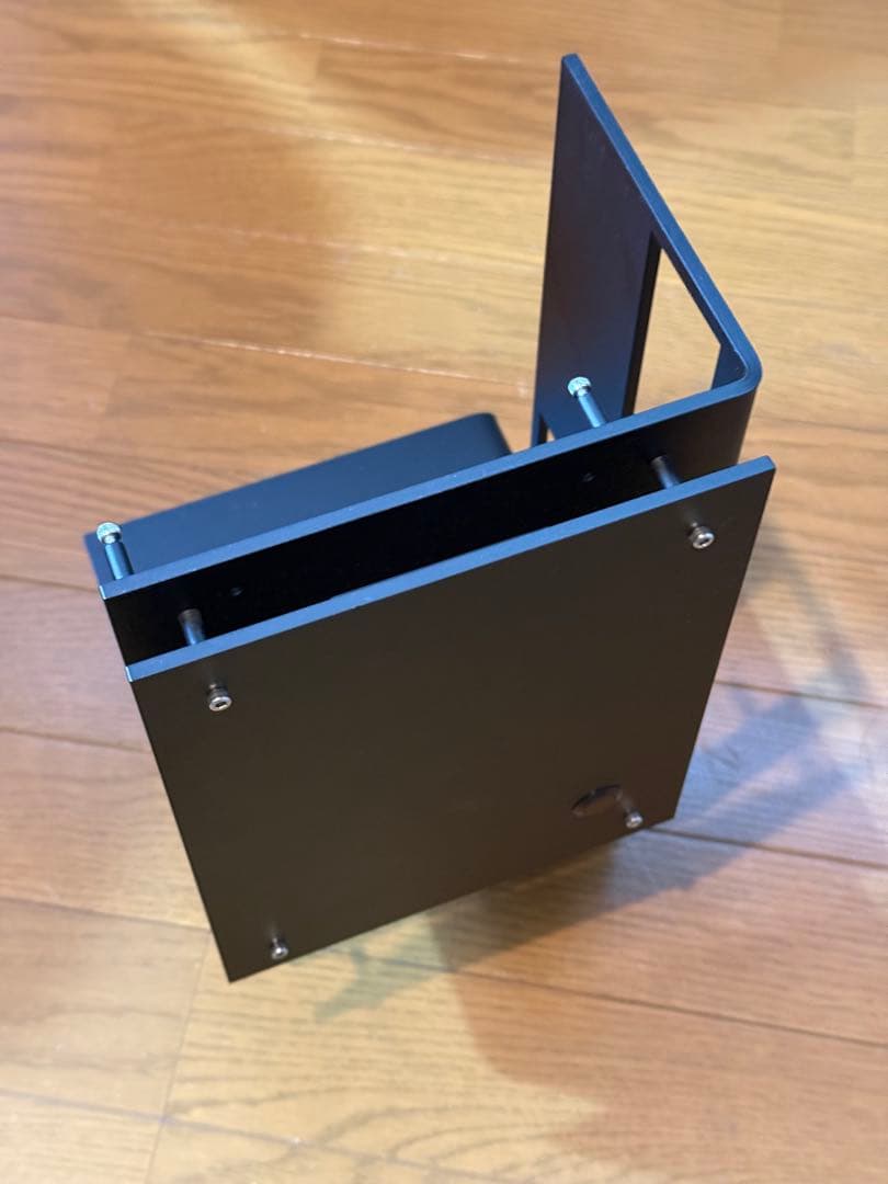 コンパクトオープンフレームPCケース ブラック