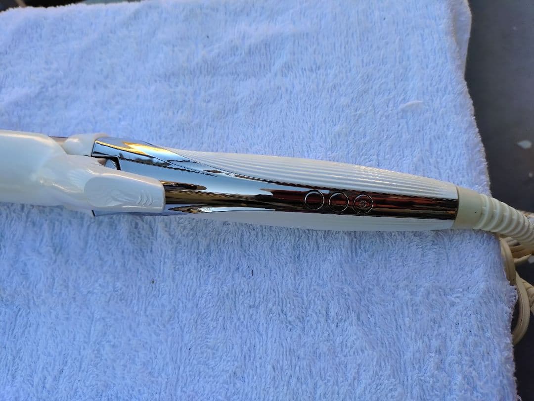 正規品リファ ビューテック カールアイロン 32mm RE-AF00A　MTG社