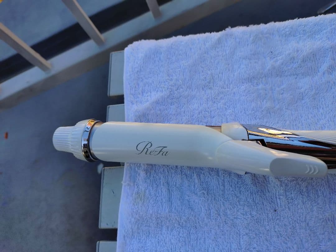 正規品リファ ビューテック カールアイロン 32mm RE-AF00A　MTG社