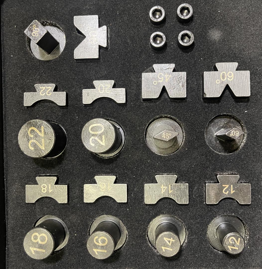 依頼者☆新品☆BOX付き　指輪作成用　金属製リングベンダー