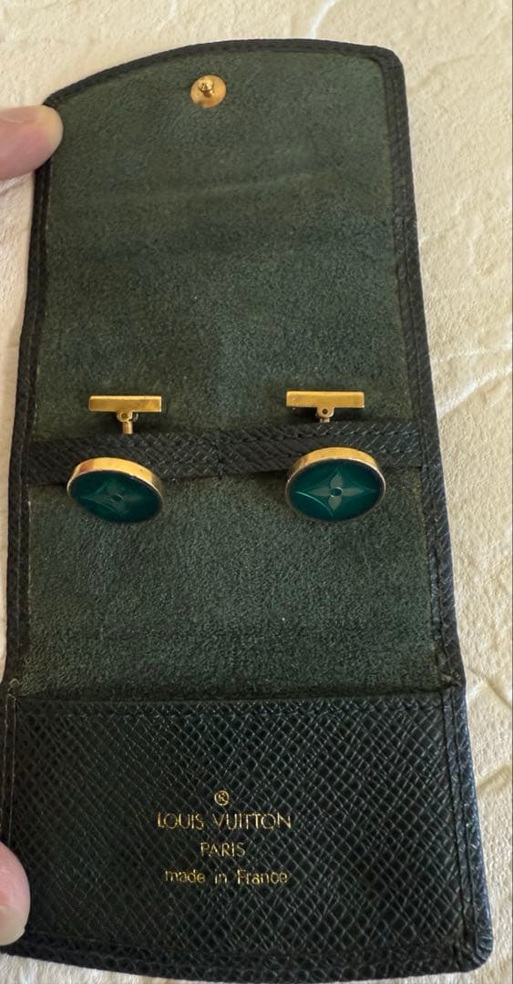 ルイヴィトン　ヴィトン　カフス　ゴールド　花柄　ケース付