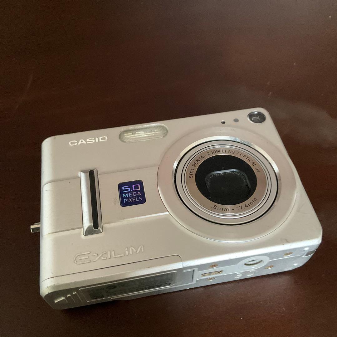 デジタルカメラ Casio EXILIM EX-Z55