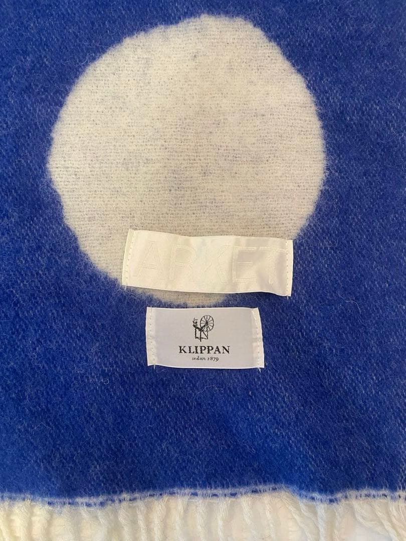 ARKET ブルーブランケット