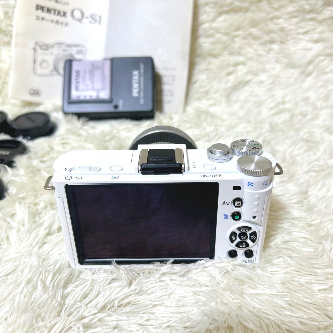 【希少】PENTAX Q-S1 Q-S1 Wズームキット　ミラーレス一眼
