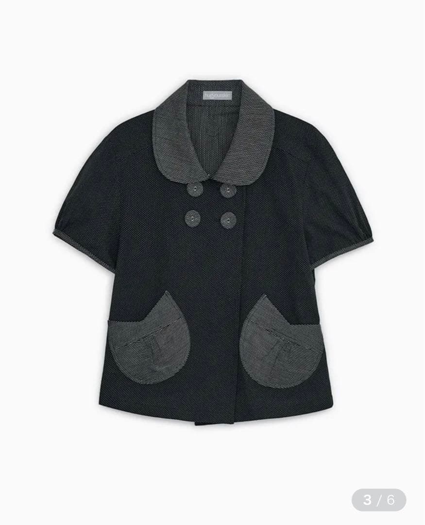 【新品】HUG YOUR SKIN ラウンドジャケット 黒