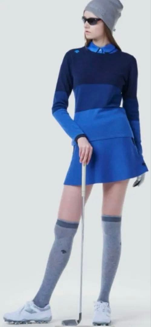 デサントゴルフ　ニットセーター＆スカート Sサイズ　黒☓紺