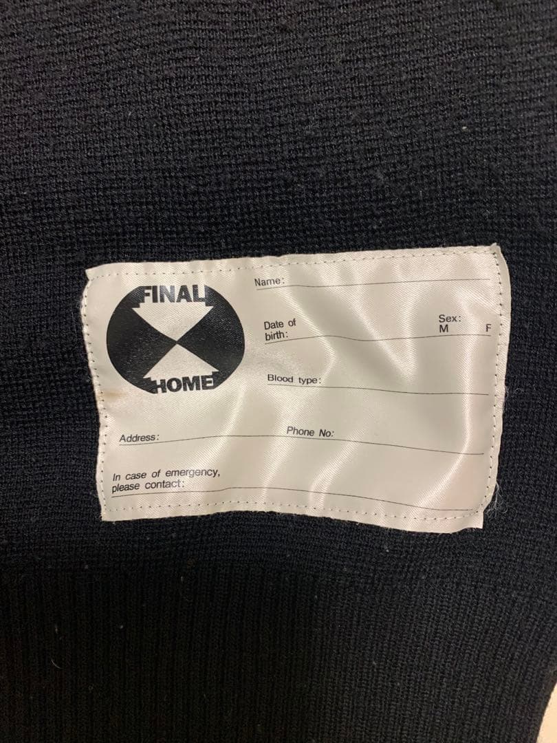 FINAL  ブラック フード付きセーター