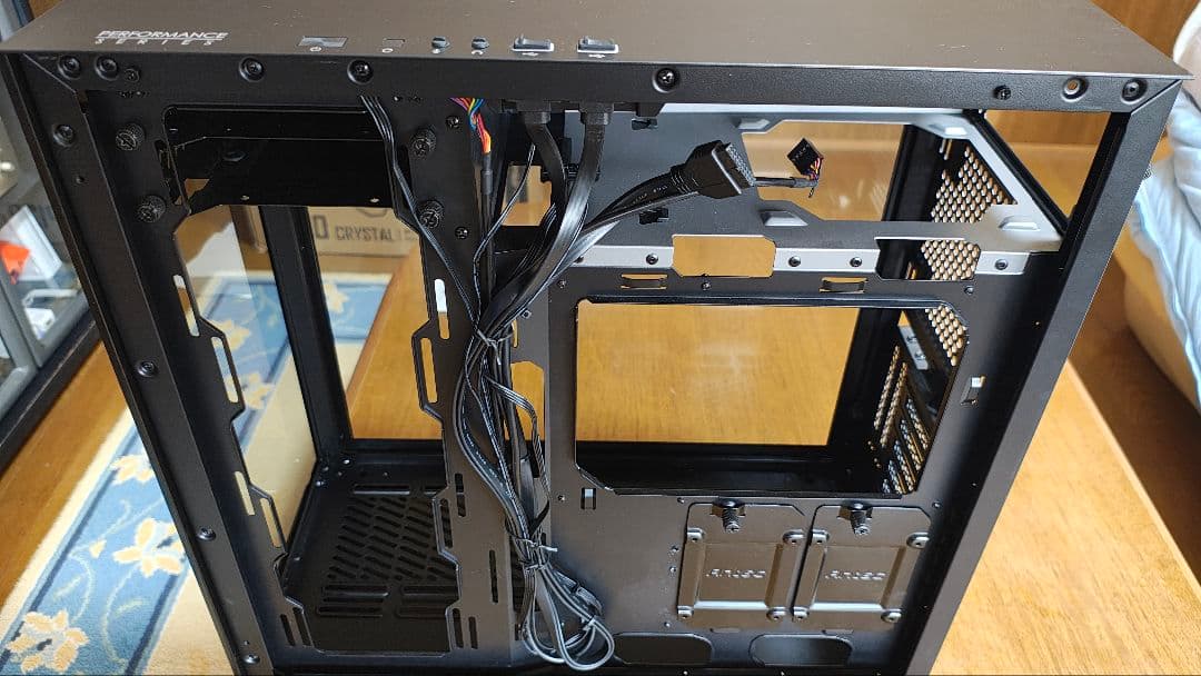 P120 CRYSTAL ミドルタワー PCケース