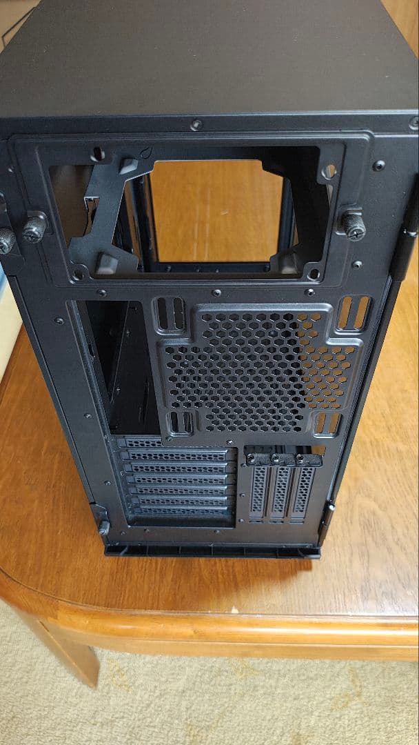 P120 CRYSTAL ミドルタワー PCケース