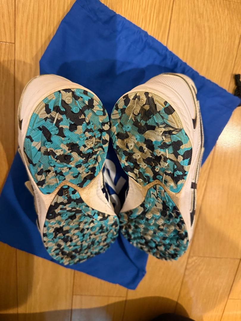 ミズノ　グローバルエリート軟式グローブ2つ、アシックスシューズ