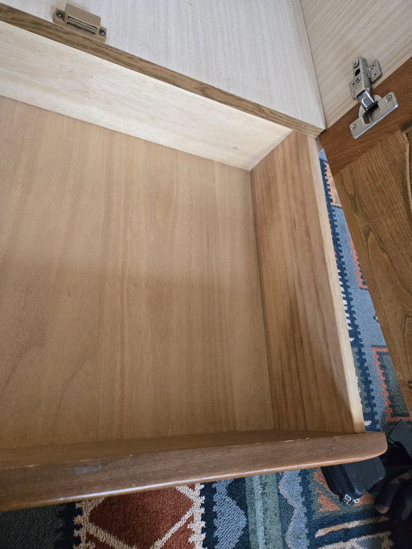 木製衣装タンス 引き出し付き