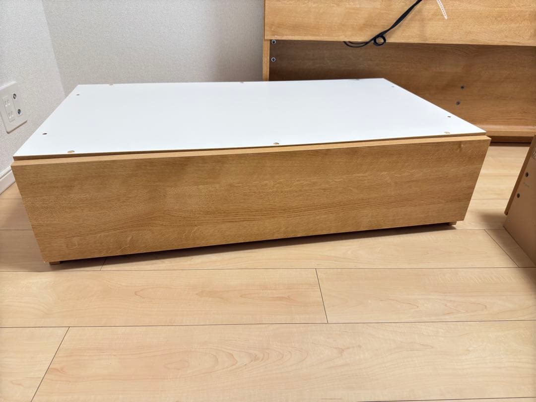 ニトリ　ダブルベッドフレーム(アザン3 浅型/LBR)