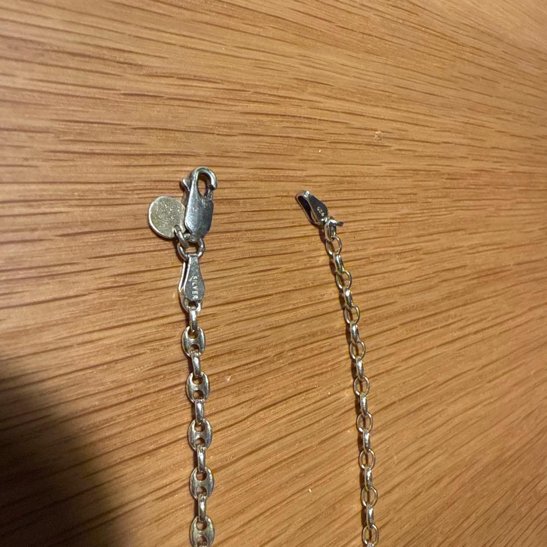 ヒアーズ　heres