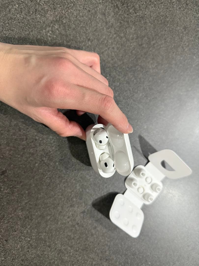 イヤホン AirPods Pro2